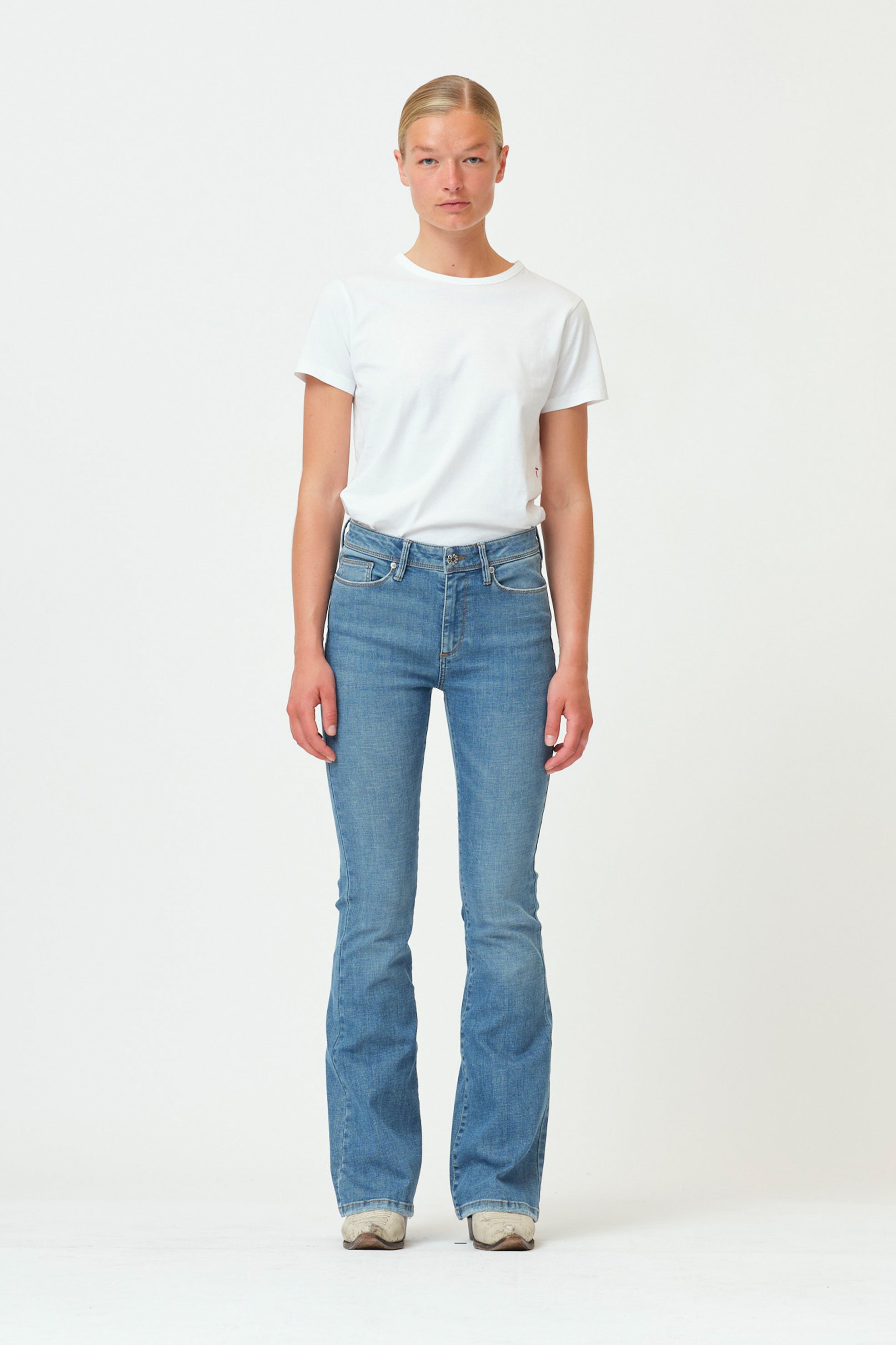 Albert Flare Jeans Bleached Lucca