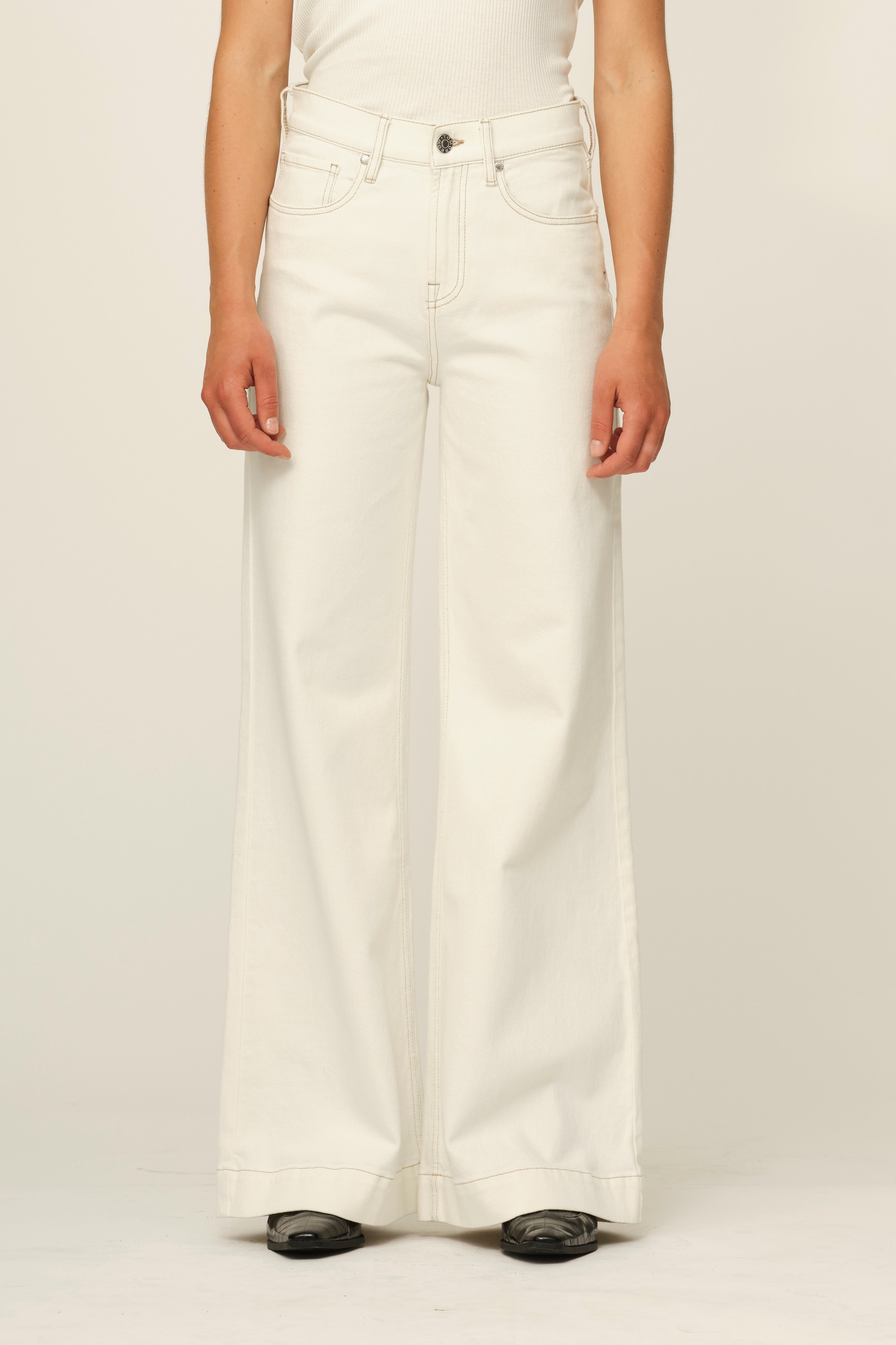 Tomorrow TD Kersee Jeans Wash Ecru Jeans & Pants 03 Ecru