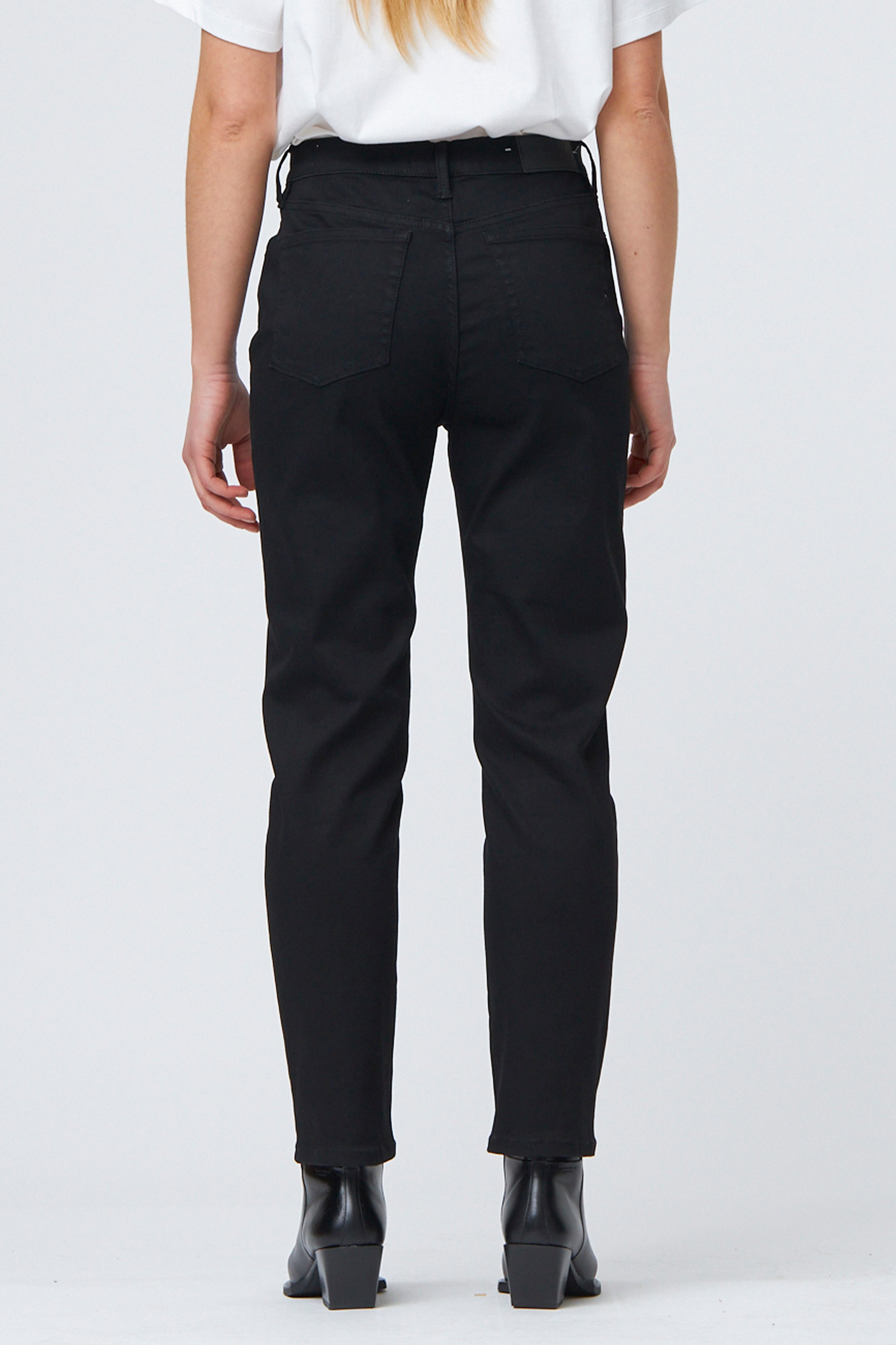 Teresa Jeans Wash Forever Black