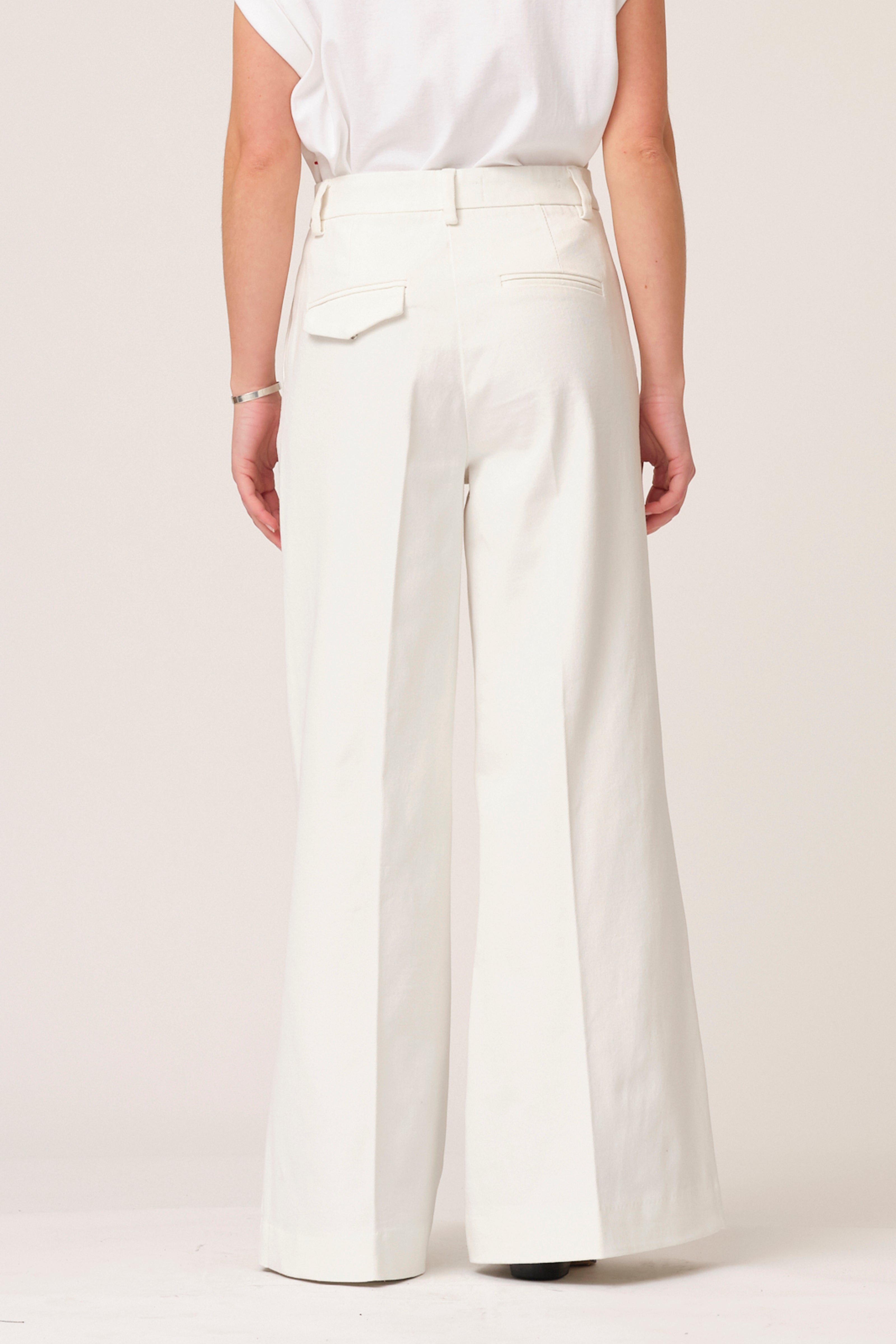 Ellen Jeans Raw