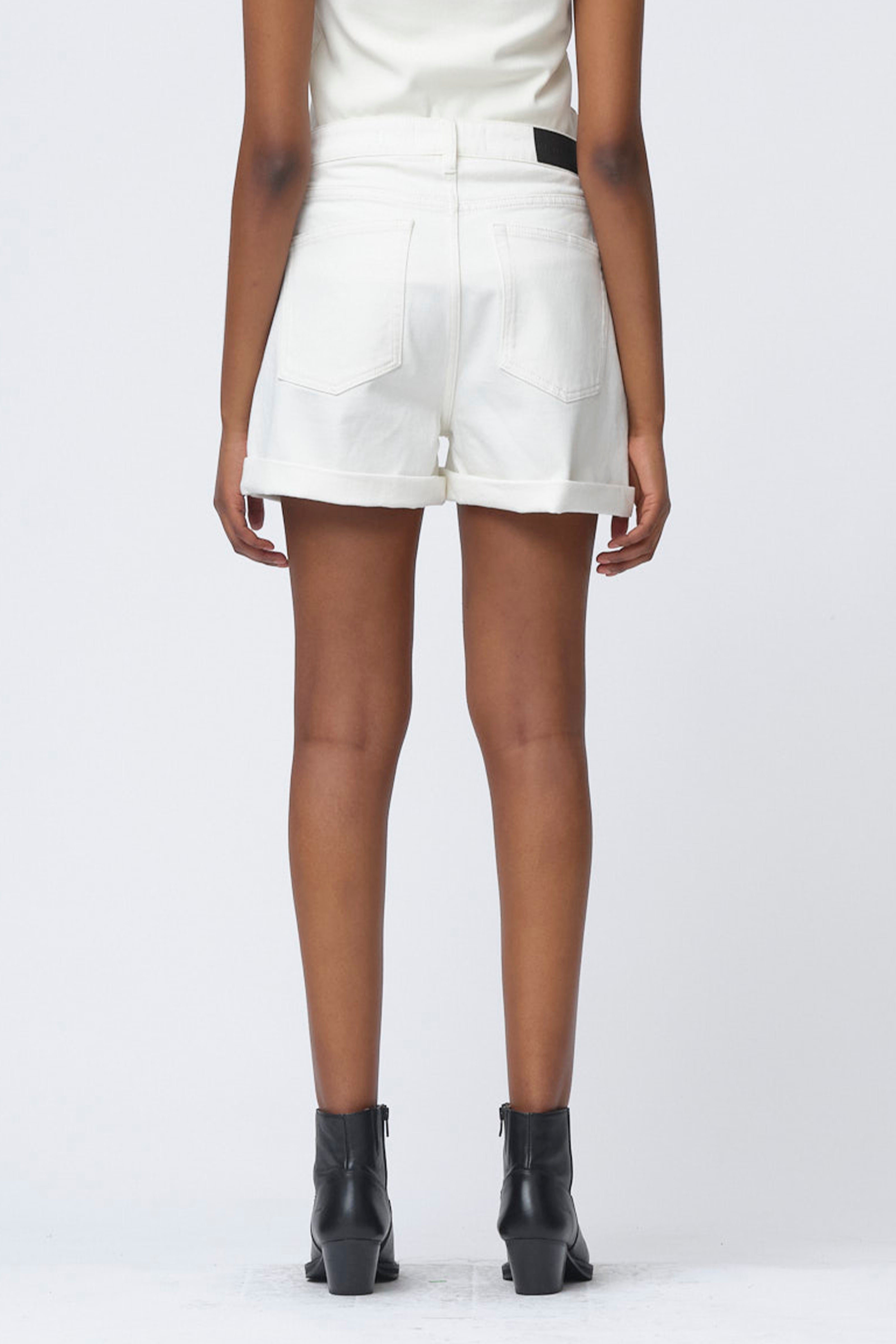 Terri Relaxed Shorts Rigid Ecru